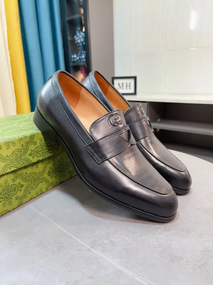 Men's shoes 💰500🌹🌹Niuli [GUCCI Gucci] A new style of formal men's leather shoes is coming~ The original quality upper is made of patent leather imported from Italy, the leather is soft and delicate, comfortable and soft first-layer cowhide lining, rubber wear-resistant outsole, the shoe shape is dignified and domineering, and the luxury charm cannot be concealed! The natural and free nouveau riche leads the trend. Code number: 38-44